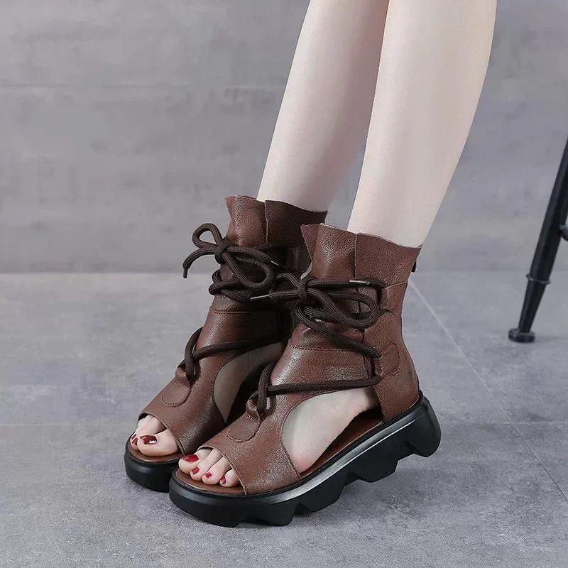 Модные летние прохладные сапоги женские из натуральной кожи на танкетке с каблуком-платформой ботильоны женские сандалии с открытым носком ретро