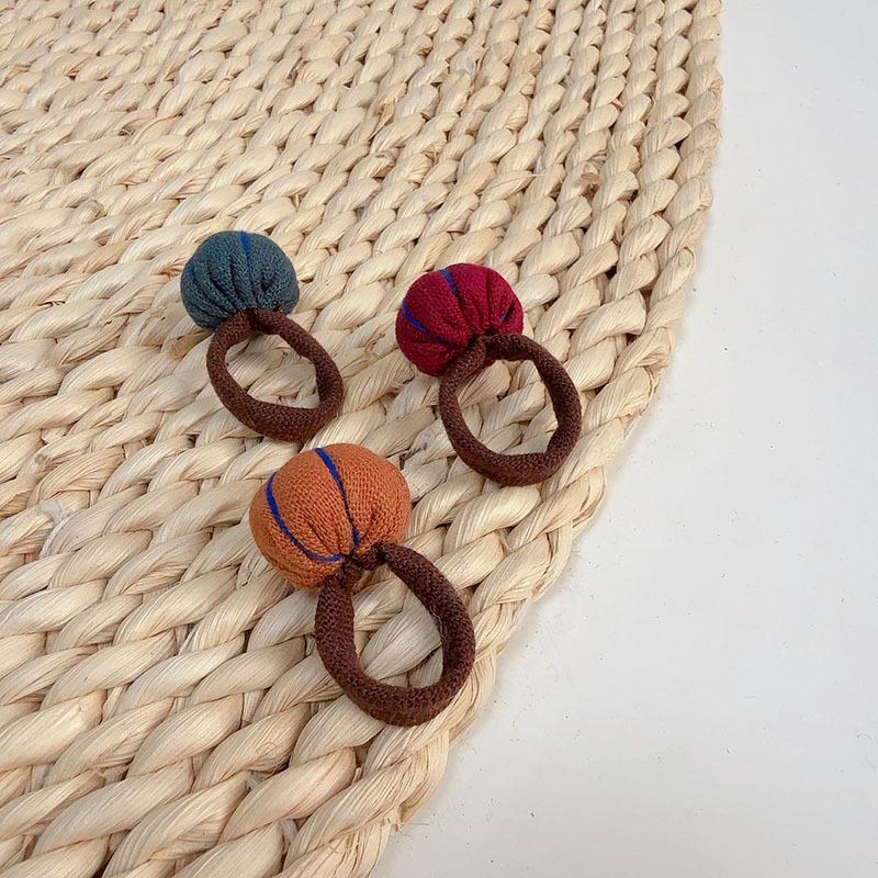 Шелковый треугольный шарф в стиле ретро - тонкий летний женский аксессуар для шеи