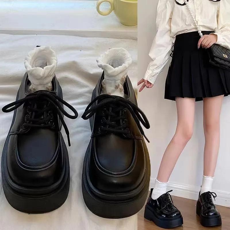 Новые модные женские туфли-лоферы Весна Новые черные туфли на плоской платформе Женские туфли-лоферы слипоны Туфли-лодочки Дизайнерские повседневные кожаные оксфорды