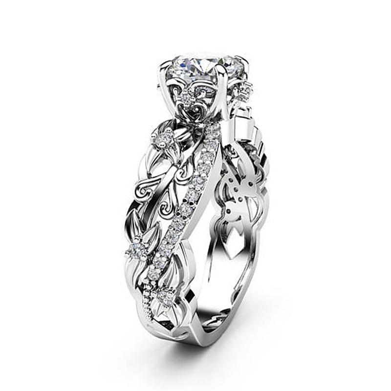 Trendy Fashion Zircon, White Copper Gold-Plated High-End Women'S Ring Cover Ring.