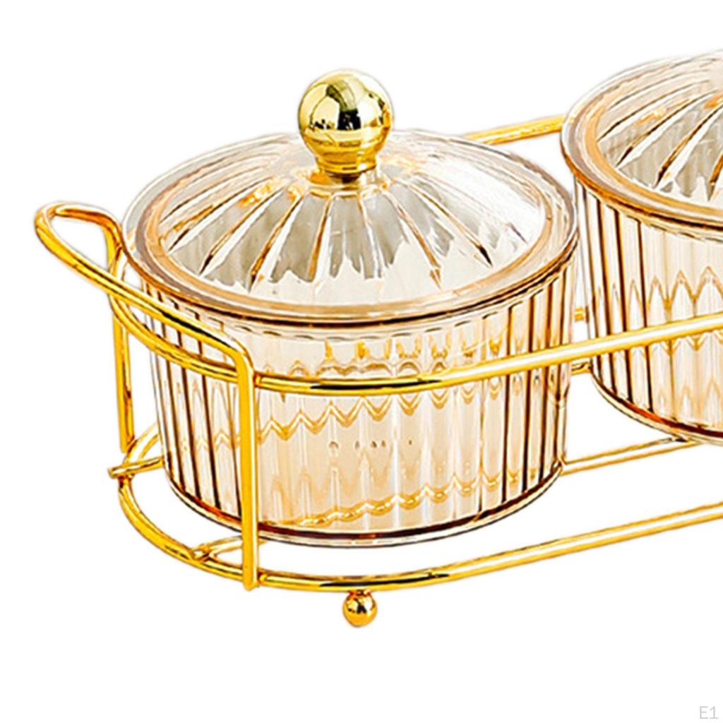 И набор ореховых тарелок для развлечения