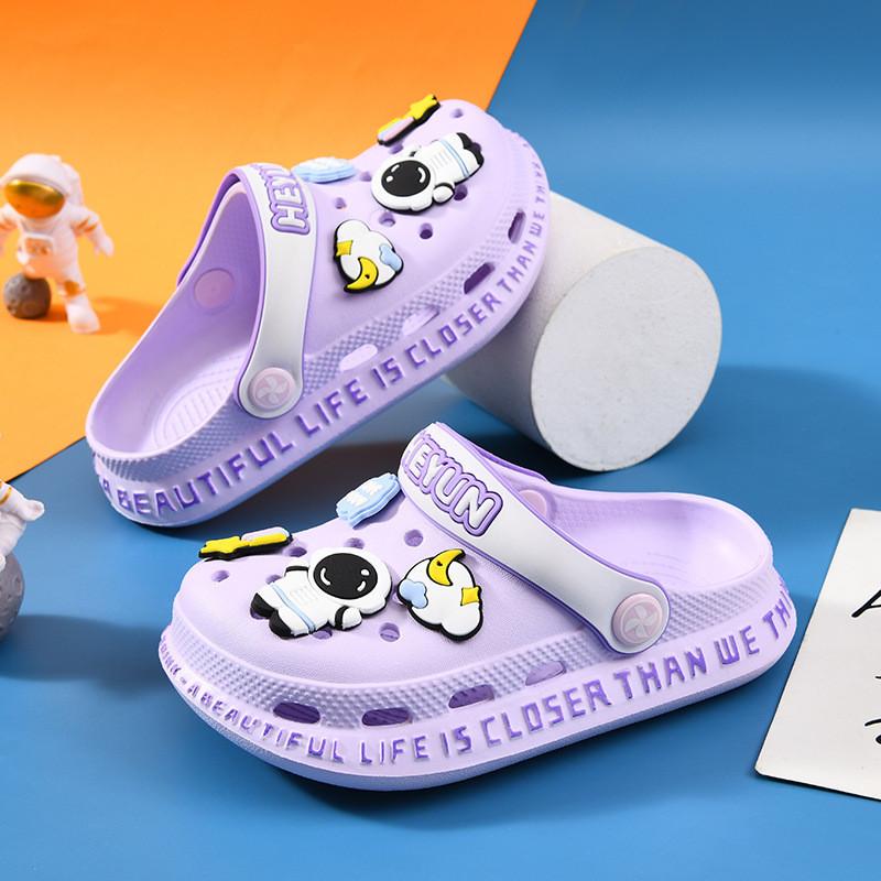 Стильные мультяшные детские туфли с отверстиями, дышащие летние сандалии для мальчиков и девочек, удобный дизайн из ЭВА