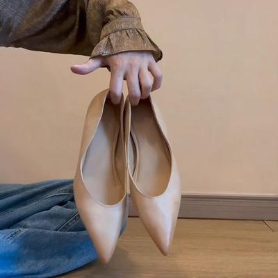 Версия из мягкой кожи~ литературные и художественные универсальные туфли для通勤 с увеличением внутренней высоты на одной педали, универсальные ретро верхняя одежда с острым носком