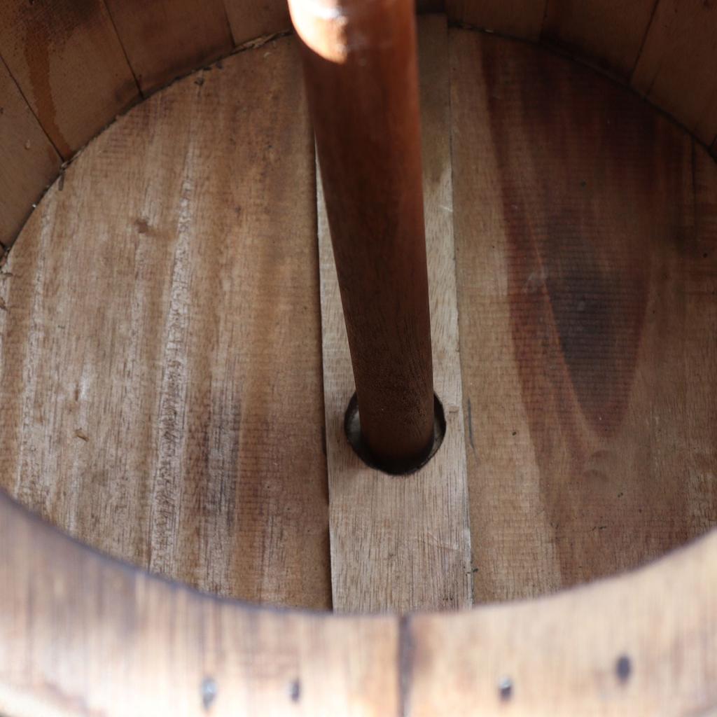 Beer Barrel Stool & Parasol Stand – Natural Wood 38 x 32 cm