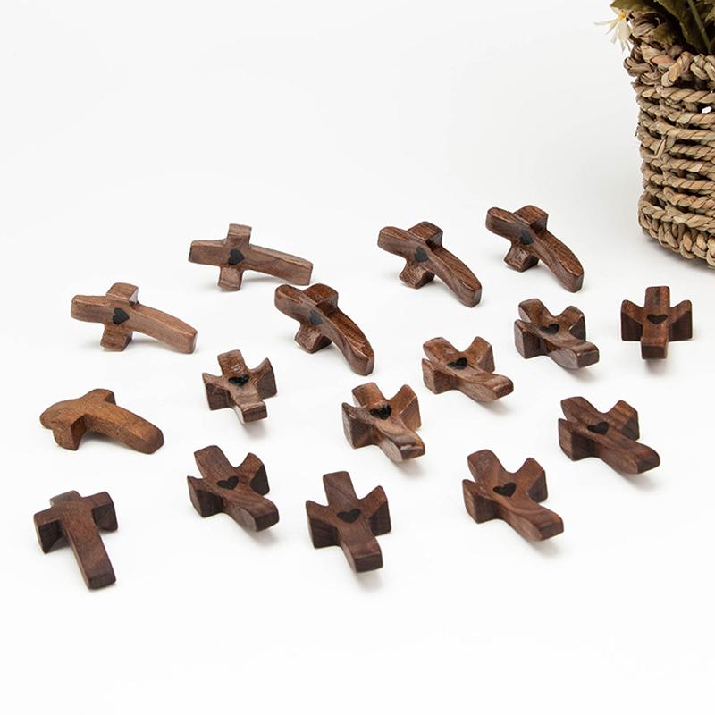 Wooden Crucifix Comfort Holding Cross Pocket Small Size Handheld Christian Prayer Cross Stress Relief Encouragement Gift
