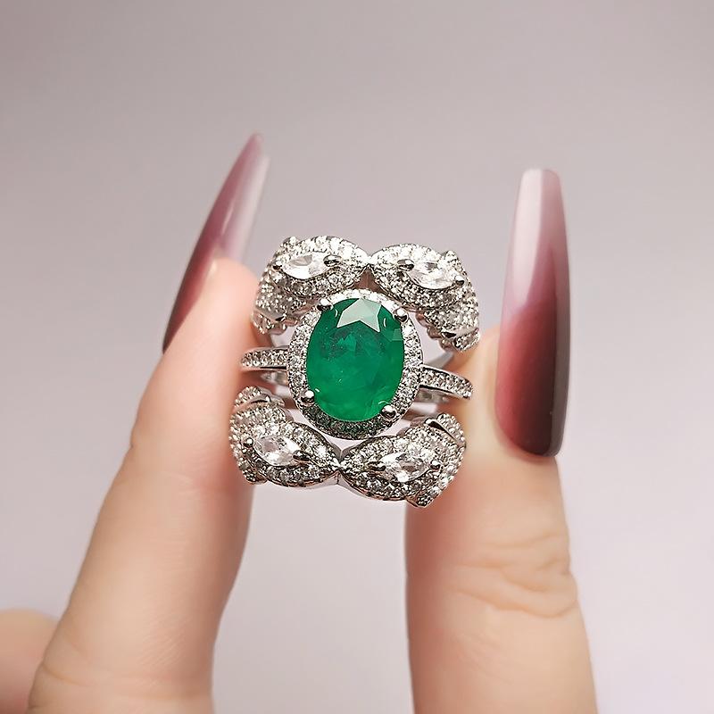 One Or Two Wearing Imitation Emerald Rings, Female Heavy Industry Luxury High-End Sense High Carbon Diamond Red Corundum Full Diamond Blue Stone Rings