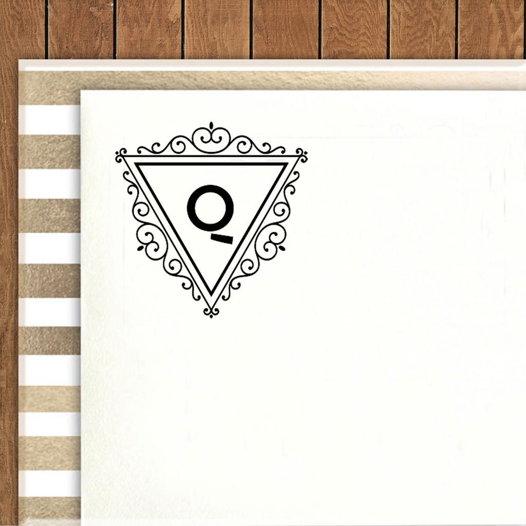 Printtoo Swirl Border Triangle Q Alphabet Monogram Initial Self Inking Rubber Stamp R-40 Office