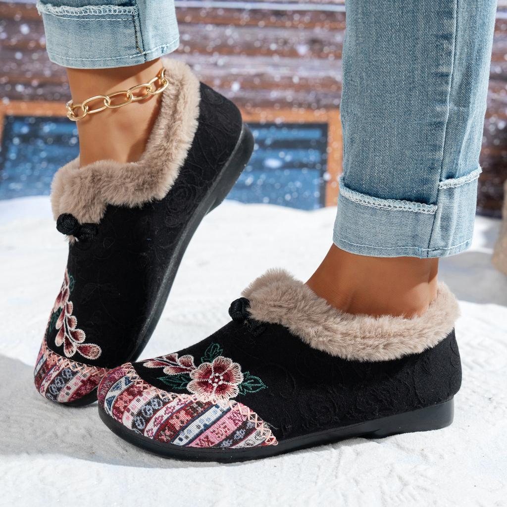 Women's Fleece-Lined Thickened Flat-Soled Embroidered Shoes for Middle-Aged and Elderly Women Chinese Ethnic Style Slip-On Mom Shoes