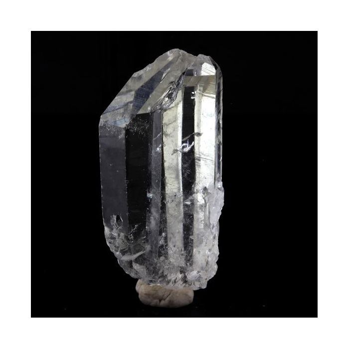 Pierres et Minéraux. Quartz. 86.07 ct. La Gardette Mine, Bourg d'Oisans, Isère, France.