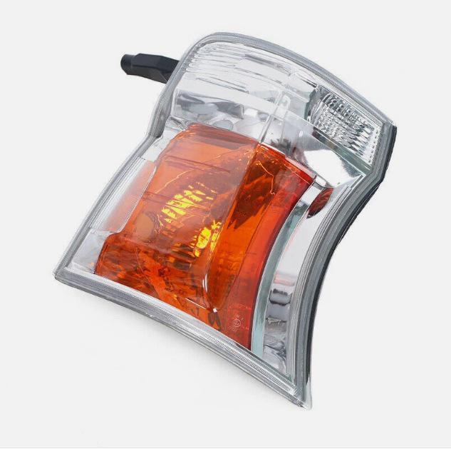 E25 Caravan Front Cornering Turn Signal & Side Lights