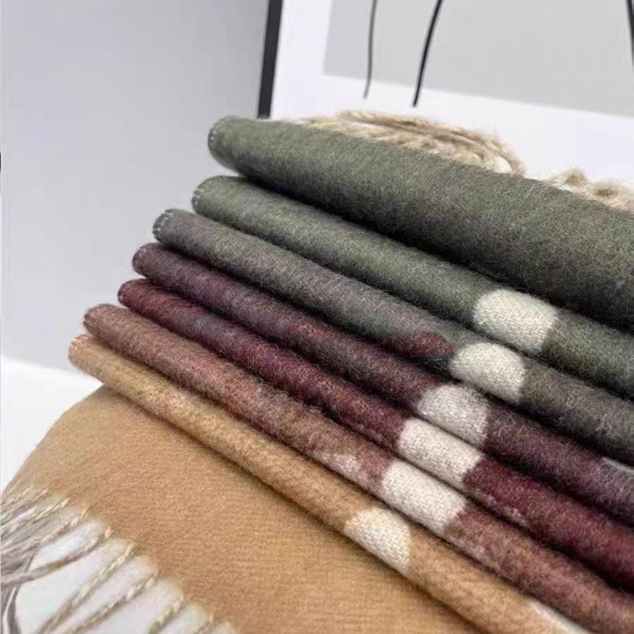 Double-sided Wool Cashmere Scarf Women's High-end Autumn and Winter Presbyopia Letter Shawl