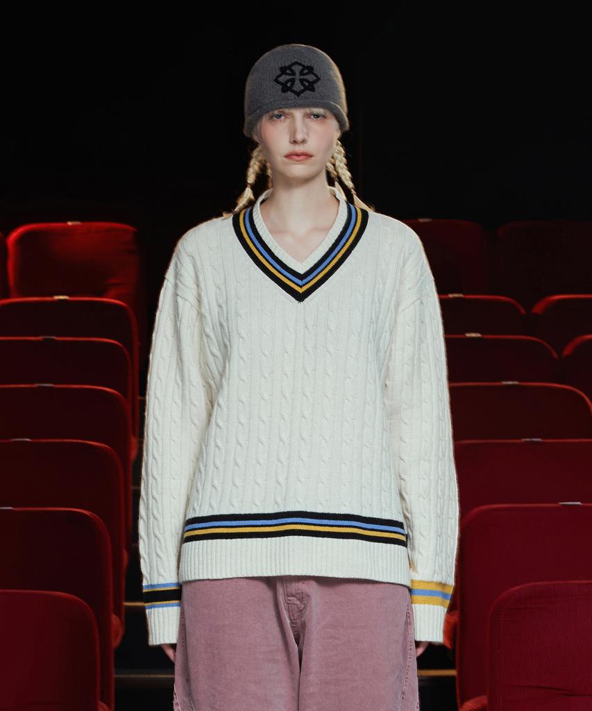 UNALLOYED Cable V-Neck Cricket Knit / Ivory