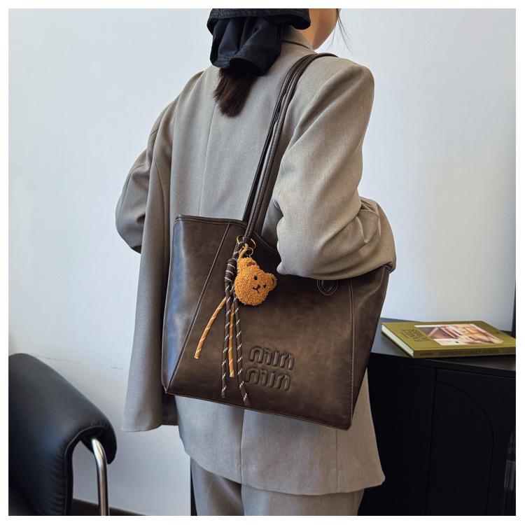 Женские сумки женские дизайнерские брендовые сумки на плечо для путешествий на выходных на открытом воздухе из искусственной кожи большой емкости подмышечная сумка