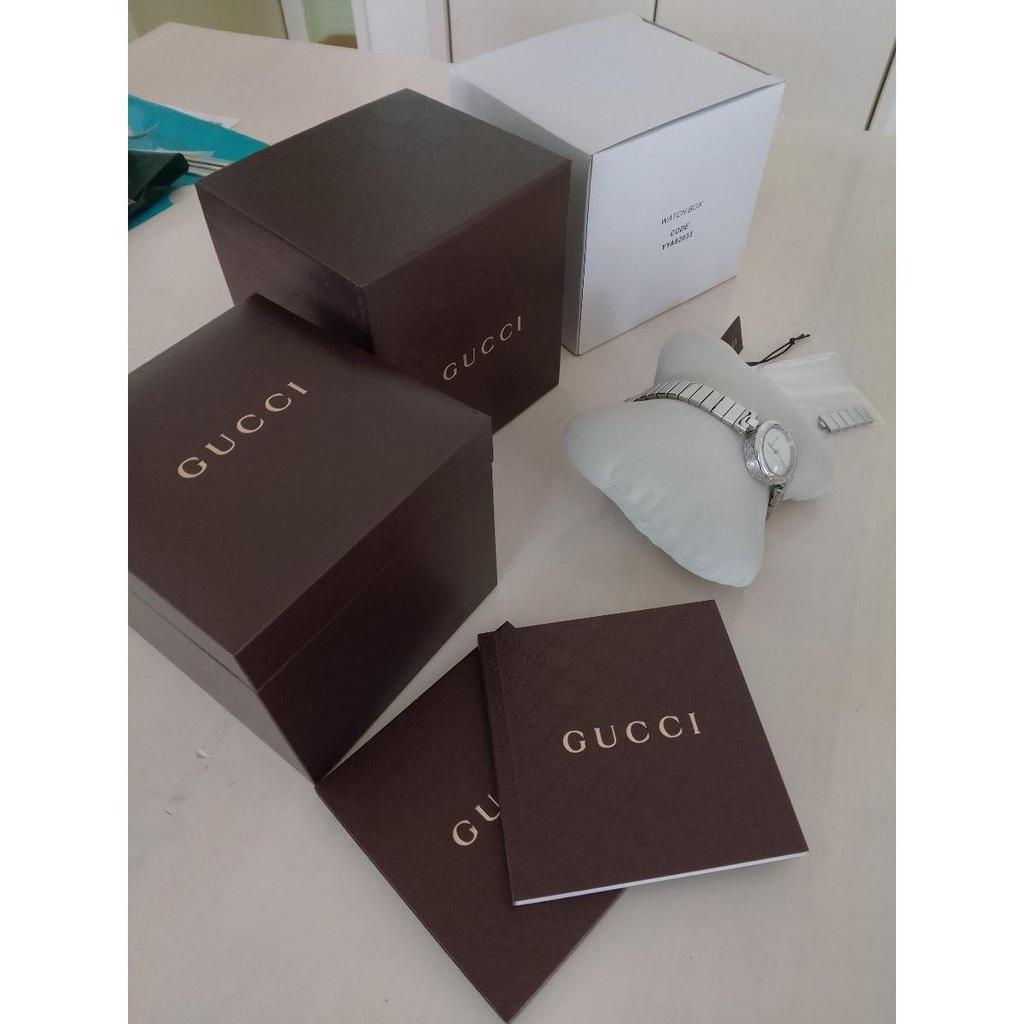 Б/у Кварцевые часы GUCCI Diamantissima GUCCI Gucci Часы