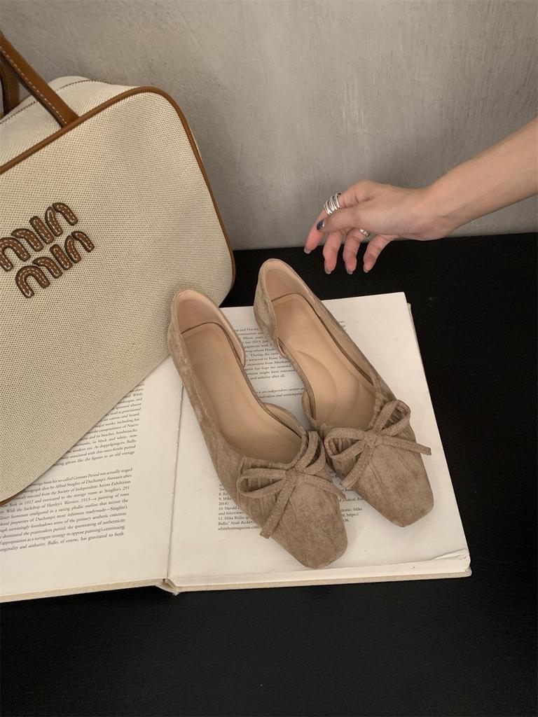 Mary Jane Shoes Spring and Autumn 2025 New Bow One-foot Slip Granny Shoes Single Shoes Women's French Retro Beanie Shoes