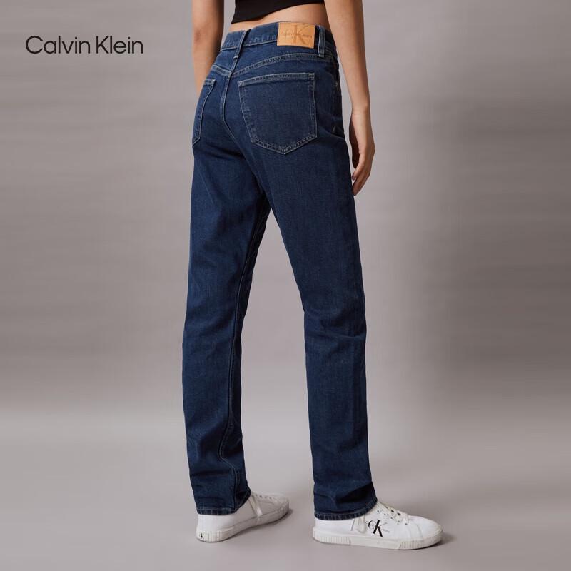 Calvin Klein Jeans Women's Retro Slim Straight Washed Denim Jeans