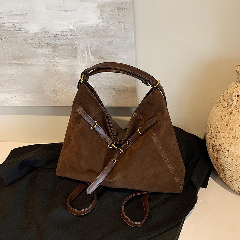 Ретро тренд универсальная сумка-тоут женская осень и зима новая для поездок на работу рюкзак большой вместимости 2025 повседневная женская сумка