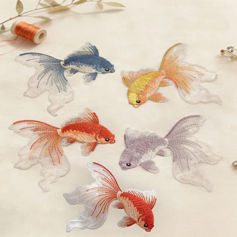 2Pcs Multi-Color Goldfish Embroidery Patches Fabric For T-Shirt Bags Hats Accessories Diy Iron On Stickers Repair