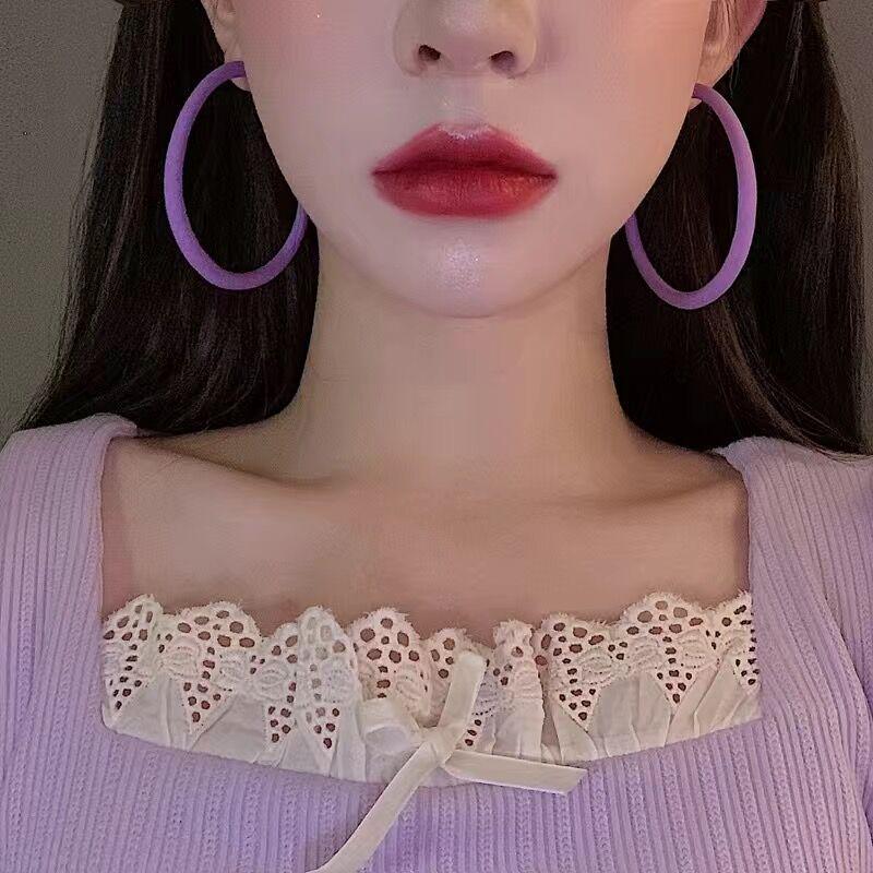 2024 Модные корейские яркие серьги-кольца в форме цветных кругов для женщин – смелый, современный стиль