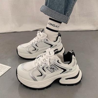 Новые весенние женские кроссовки, роскошные дизайнерские модные повседневные кроссовки, белые дышащие теннисные туфли, низкие вулканизированные туфли