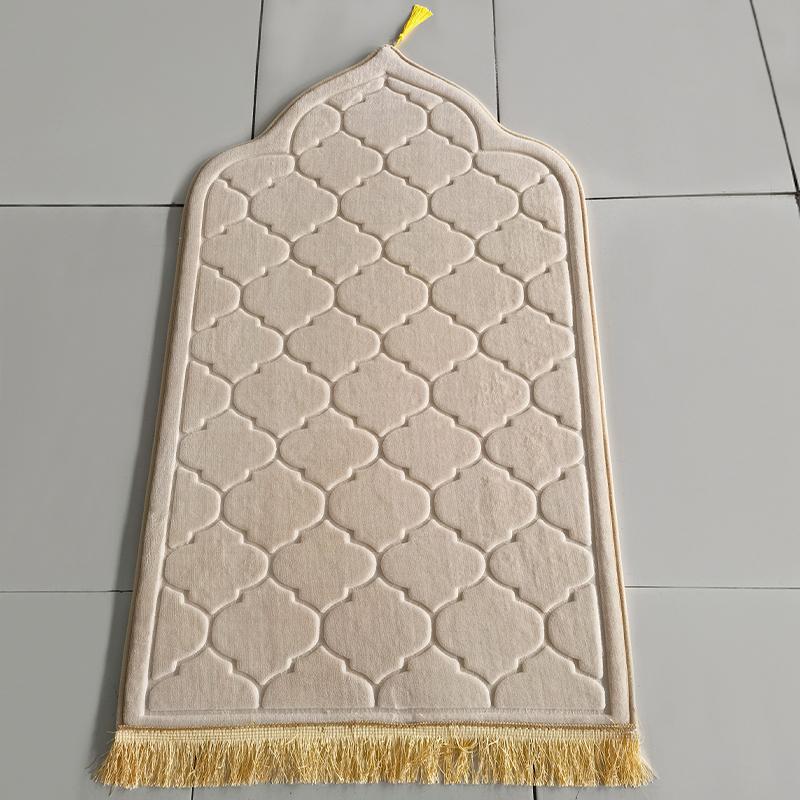 Soft Worship Kneel Travel Prayer Rug Non-slip Prayer Mat Flannel Carpet for Muslim Ramadan Embossing Floor Carpets Portable