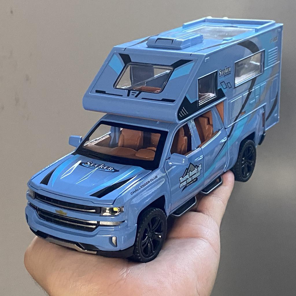 1:32 Chevrolet Blazer Chalet 1976 Кемпинг RV Литой Металлический Модель Симуляция Звука и Света Детская Игрушка Коллекция Подарки Для Мальчиков