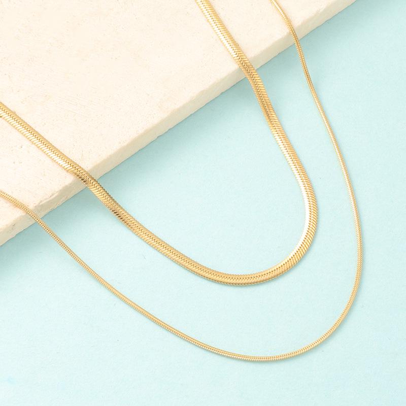 Стильное не тускнеющее двухслойное ожерелье-цепочка «Змея и лезвие»