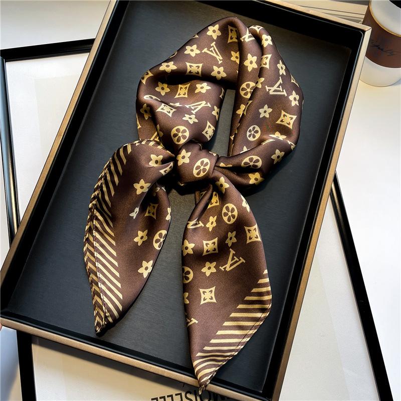 70 * 70cm New Silk Small Square Scarf For Women'S Neck Protection Professional Scarf Versatile Hair Tie Headscarf Scarf