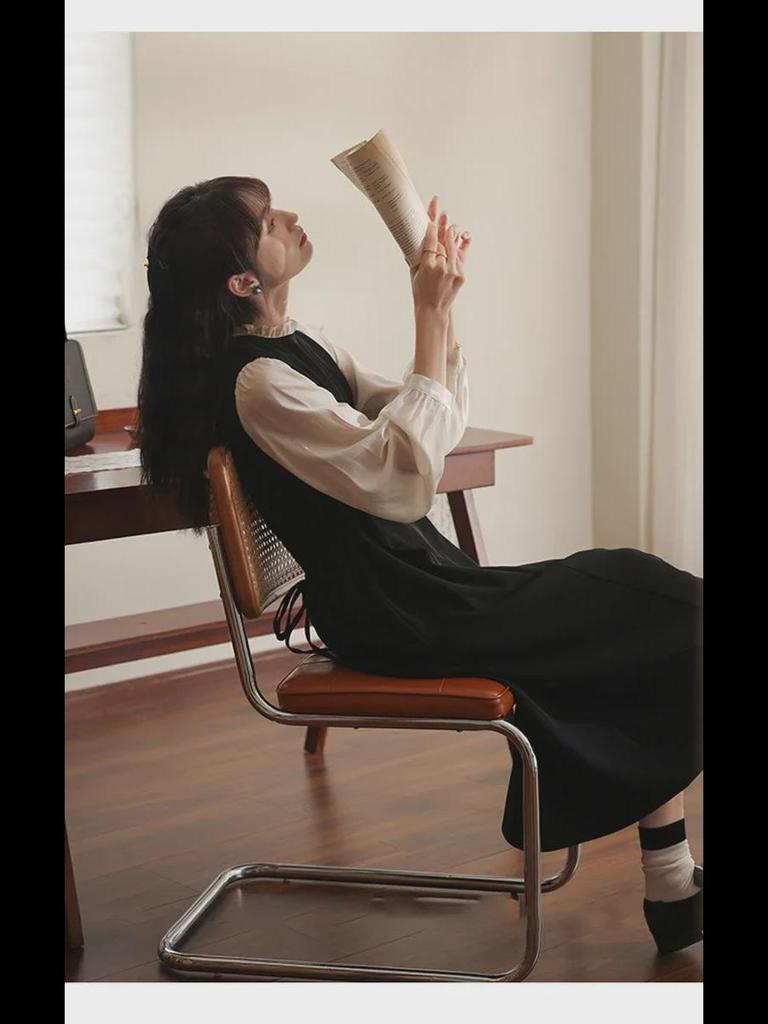 Длинное платье для похудения в корейском стиле с черно-белой строчкой - круглый вырез, длинный рукав, удобная повседневная одежда