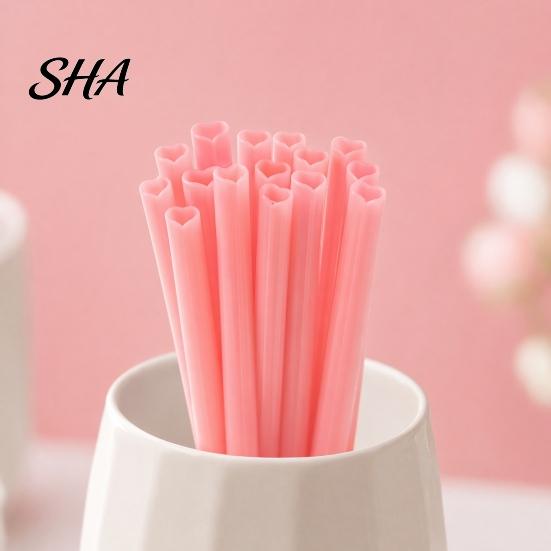 Coffee Straw Reusable Heart Shaped Straws, Food Safe PP Disposable Drinking Rounded Lip Design Comfortable Sip Straws for Cocktail, Birthday Party