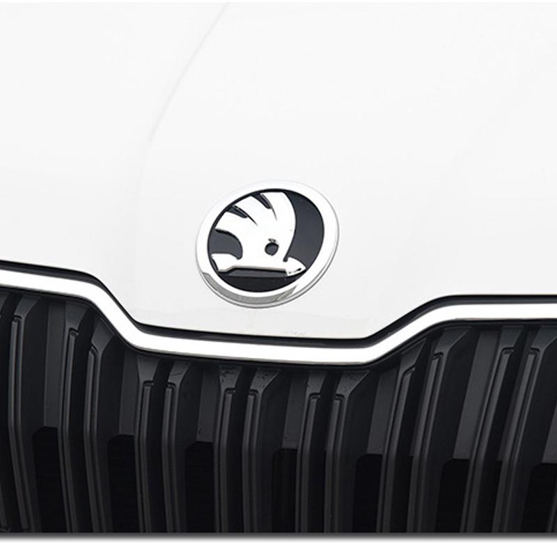 1Pcs Car ABS Logo Auto Front Hood Emblem Rear Trunk Cover Sticker for Skoda Octavia MK2 MK3 MK4 2 A7 Fabia Karoq Kodiaq Superb Rapid Yeti