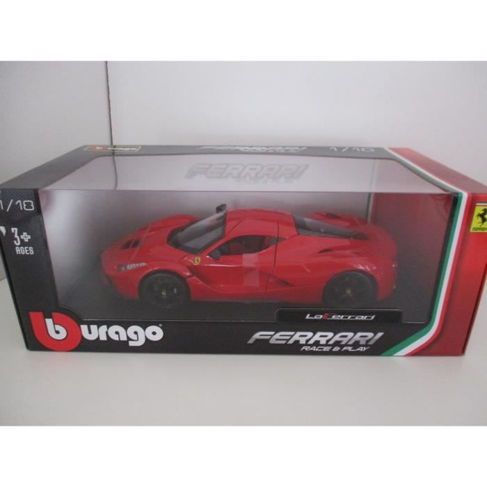 Collector's Car - BBURAGO - Ferrari LaFerrari - Red - 1/18 Scale