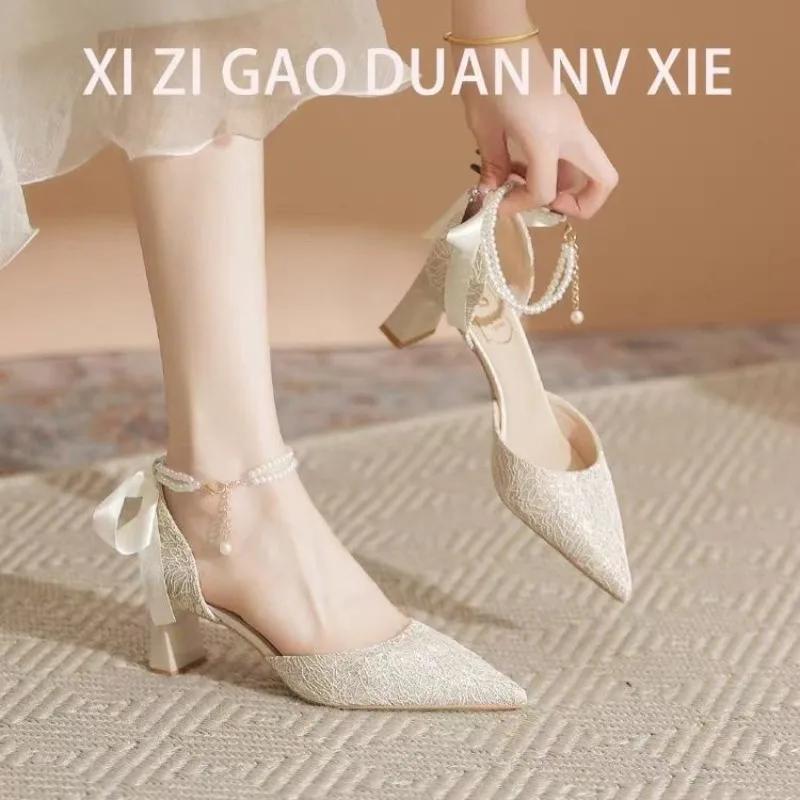 Модные новые летние туфли 2024 года, универсальные женские туфли на высоком каблуке с жемчугом, толстые каблуки, босоножки принцессы с бантом на высоком каблуке, туфли для вечеринки и свадьбы, большой размер