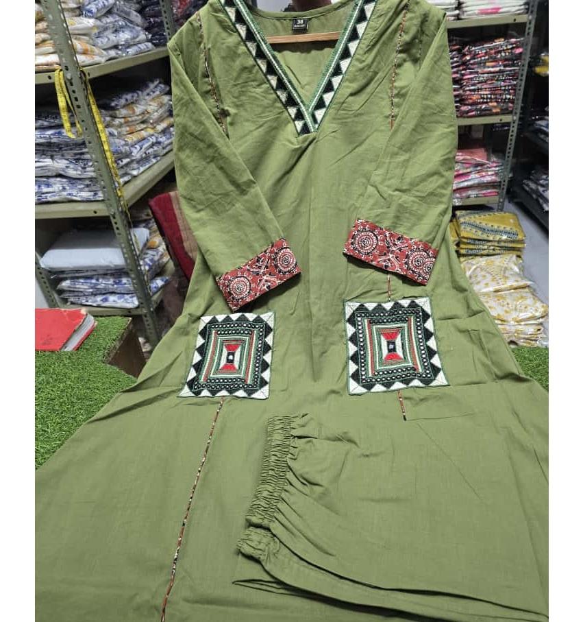 Женский праздничный хлопковый вышитый комплект курта и брюки Индийский Болливудский топ туника курти платье