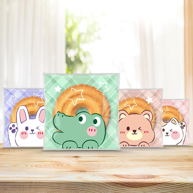 100Pcs Cute Bear Cartoon Self-Adhesive Bags For Snacks, Cookies & Cranberry Treats - Perfect For Parties & Gifts