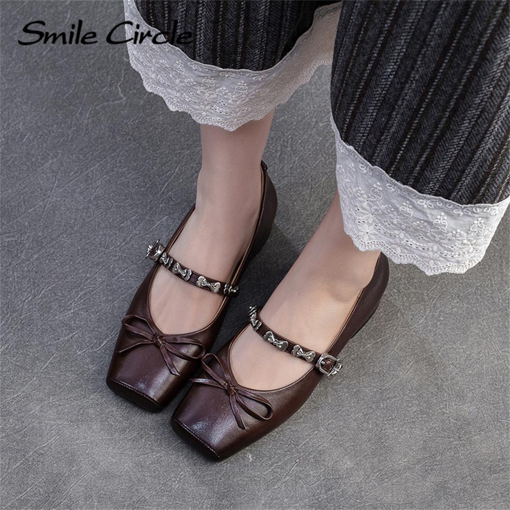 Женские туфли Мэри Джейн из натуральной кожи с квадратным носком и пряжкой на низком каблуке. Модная повседневная женская обувь.