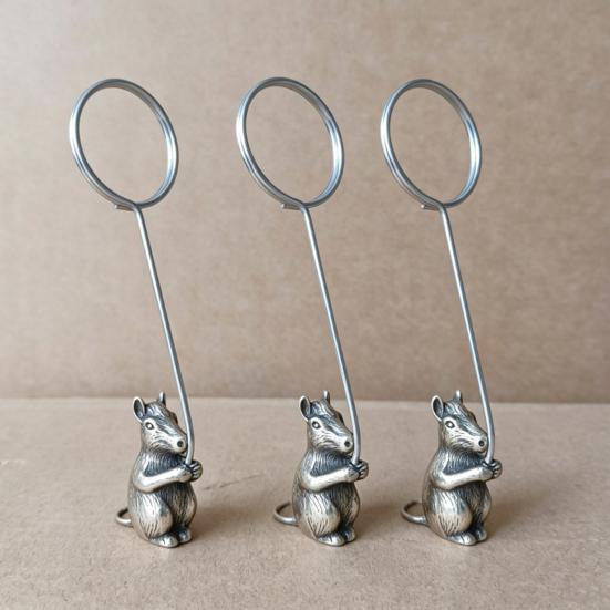 3Pcs Note Holder Stable Anti-Corrosive Spiral Clip for Notes Photos Menus Business Cards Retro Zodiac Desktop Ornament Unique Gift for Collectors