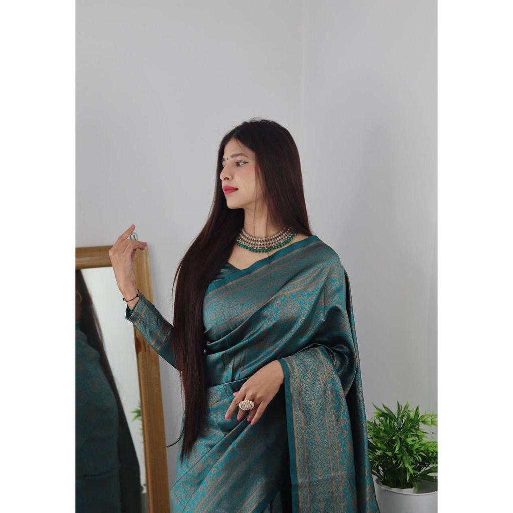 This Beautiful Saree Is Elegantly Decorated with Gorgeous Solid Jacquard Weave That Gives a Perfect Look To the Outfit.