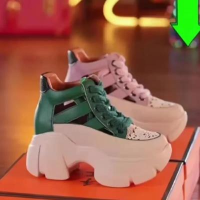 Модные летние сандалии с вырезами, на танкетке, кроссовки женские, на высокой платформе, пляжные шлепанцы, повседневная дышащая обувь для ходьбы, вулканизированная обувь