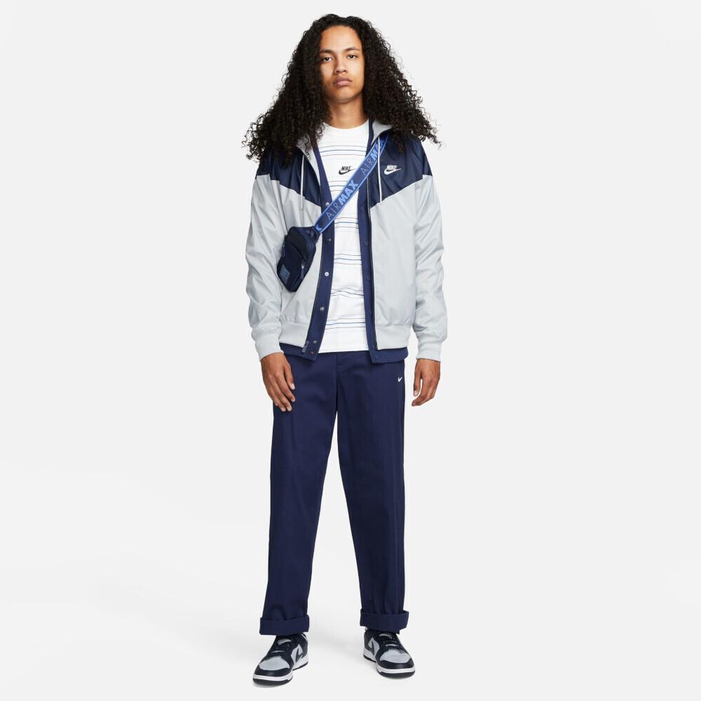 Куртка Nike Sportswear Windrunner (DA0001) мужская Heritage Essentials Windrunner (DA0001) lt smoke grey/obsidian/lt smoke grey