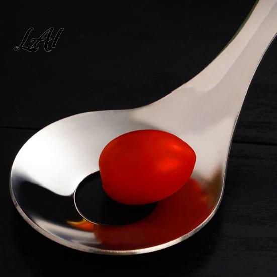 Stainless Steel Food Scoop Meatball Maker Spoon Ergonomic Long Handle Manual Utensils Non-Stick Professional Oval Leak Design Kitchen Tool for Meat