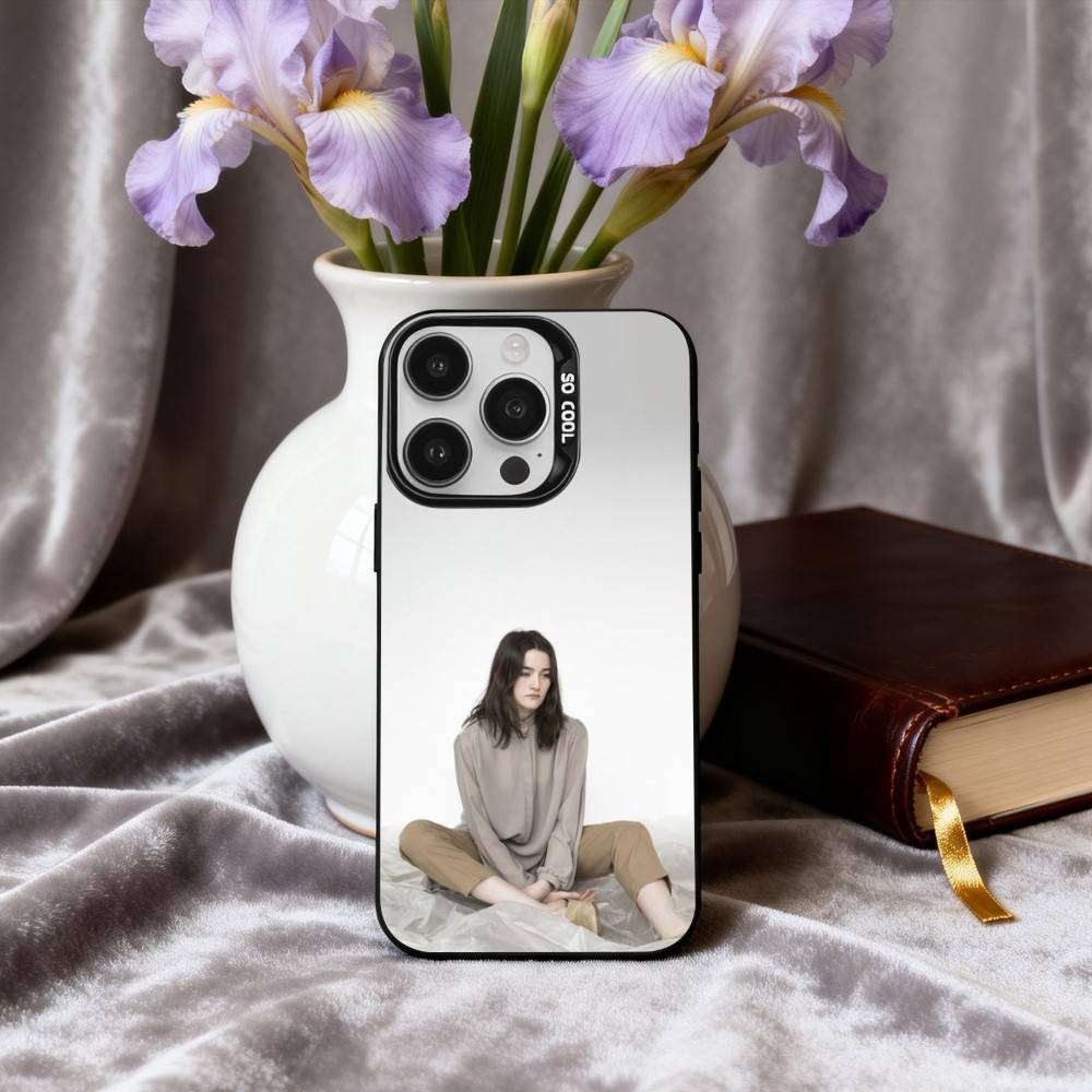 Beautiful S-Sarah P-Pidgeon Actress Phone Case For iPhone17,16,15,14,13,12,11 Plus,Pro Max Candy Silver Plated Inside Cover