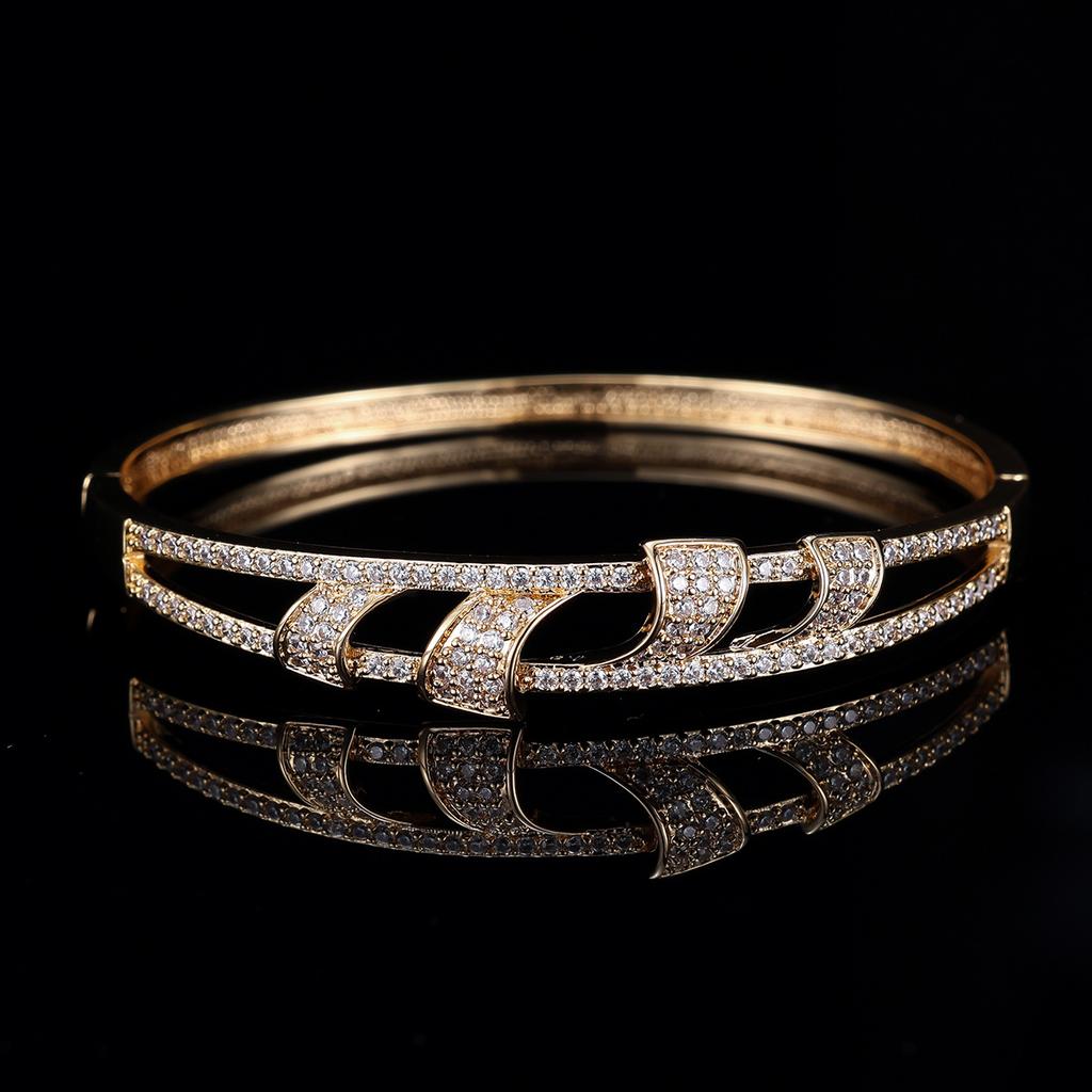 Light Luxury Women's Style High-end Stone Fashion Versatile Bracelet