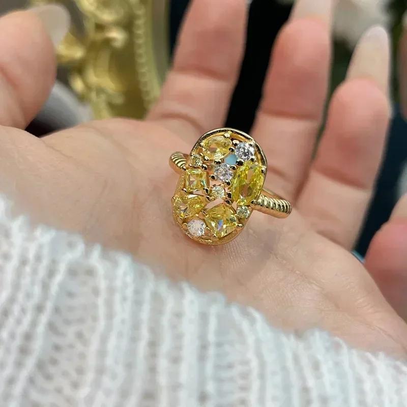 Classic Luxury Irregular Sparkling Yellow Gemstone Water Droplet Rings for Women High Quality Trend Hollow Out Oval Ring Jewelry