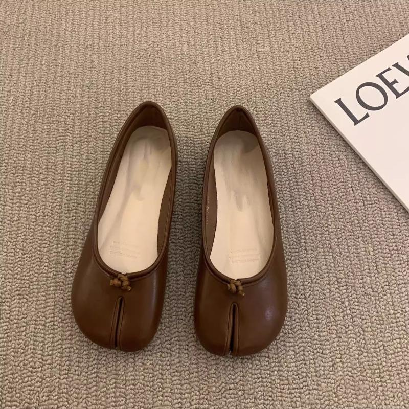 Women Ballet Flats 2026 Spring Summer PU Leather Footwear French Vintage Single Shoes Fashion Lightweight Non-slip Casual Shoes