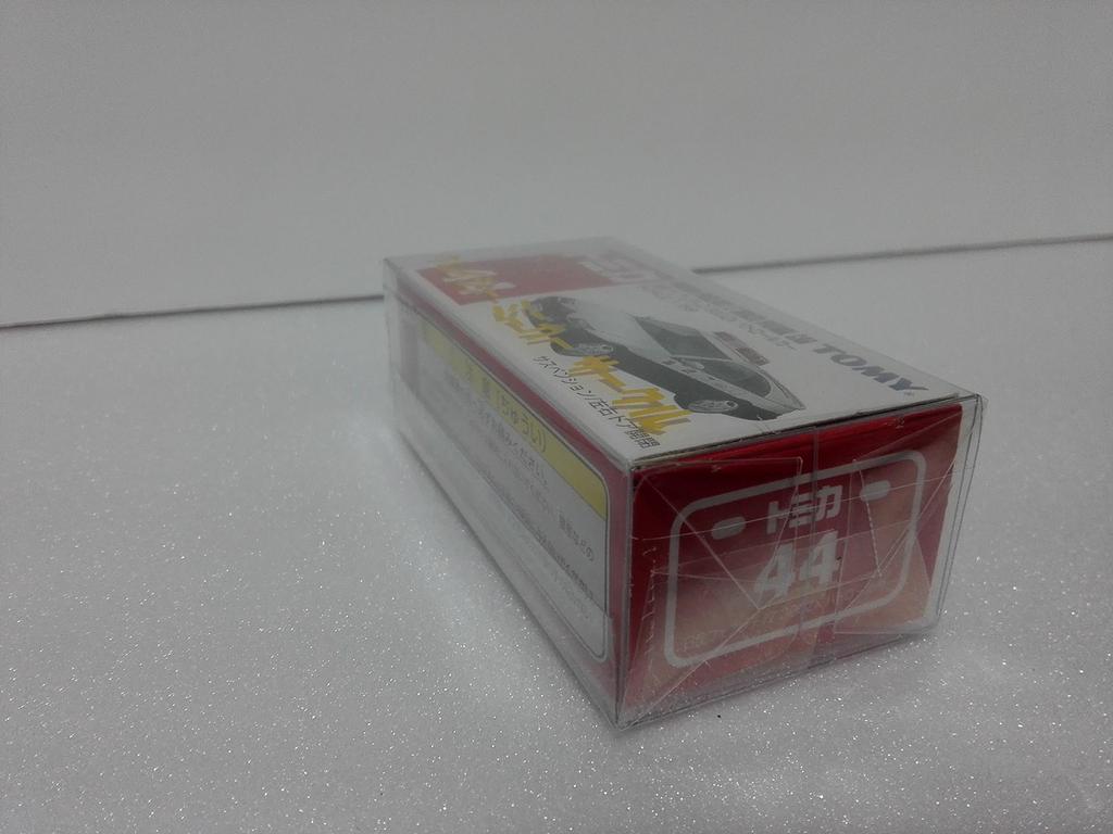 Распроданный Tomica 44 Nissan Fairlady Z 300ZX Patrol Car Crazy Mini Car Circle с чехлом отправлен со склада Amazon No.