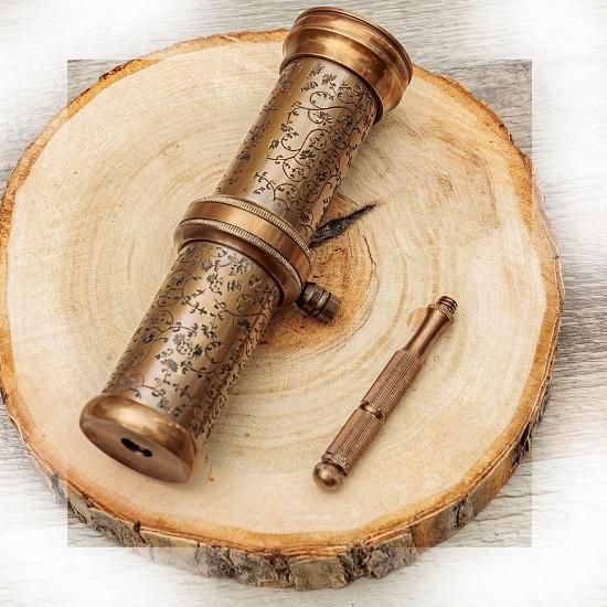 Brass Kaleidoscope 13.97 Cm Engraved Floral Design, Steampunk Brass Decor, Nautical Optical Collectible, Unique Retro Art Gift