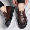 Модная мужская повседневная обувь для отдыха на открытом воздухе 2024 года, новые кожаные мужские стильные мокасины, мужская удобная деловая обувь, классические мужские туфли без застежек