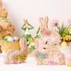 Очаровательный декор «Пасхальный кролик», украшенный смоляными фигурками ярких цветов для праздничного настроения