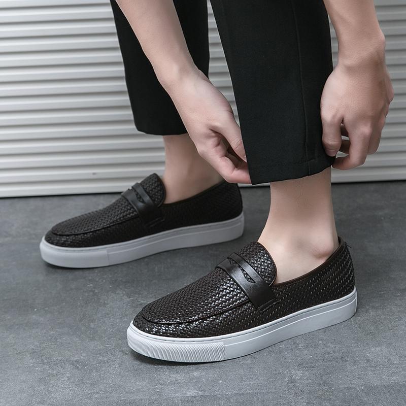 Fashion2024 Spring Autumn Hot Selling Men's Leather Casual Shoes Low Cut Loafers Versatile Men's Business Work Shoes for Daily Use
